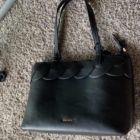 Nine West Black Shoulder Purse - Picture 4 of 14